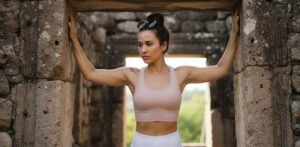 Who Is Linda_Lanuu? The Van-Life Influencer Taking Over Instagram in 2025