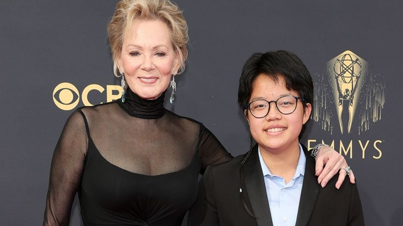 Connor Douglas Gilliland: